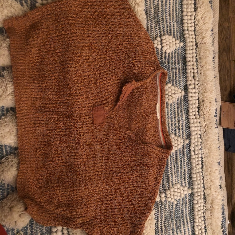 Cropped sweater